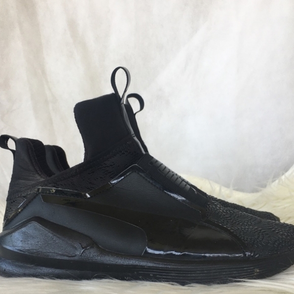 PUMA black sneaker pull on laceless sneaker patent leather & soft inner sleeve - Picture 6 of 12
